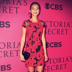 Stunning Red Parker Dress. $27. Size M.